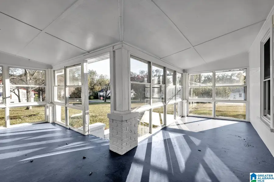 5604 5TH STREET S, Lipscomb, AL 35020 - Image #2