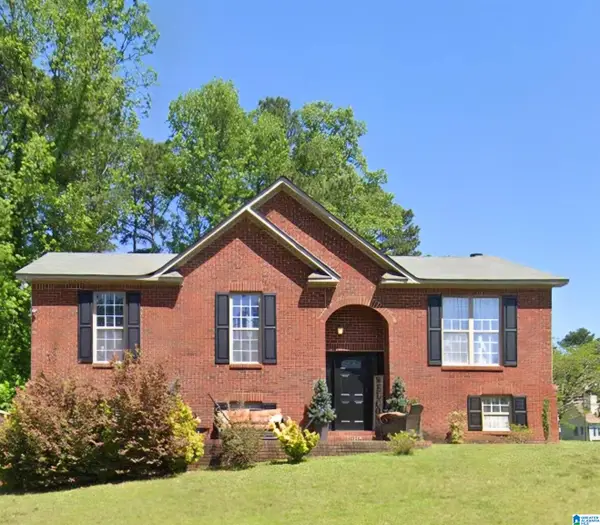 1335 4TH TERRACE, Pleasant grove, AL 35127