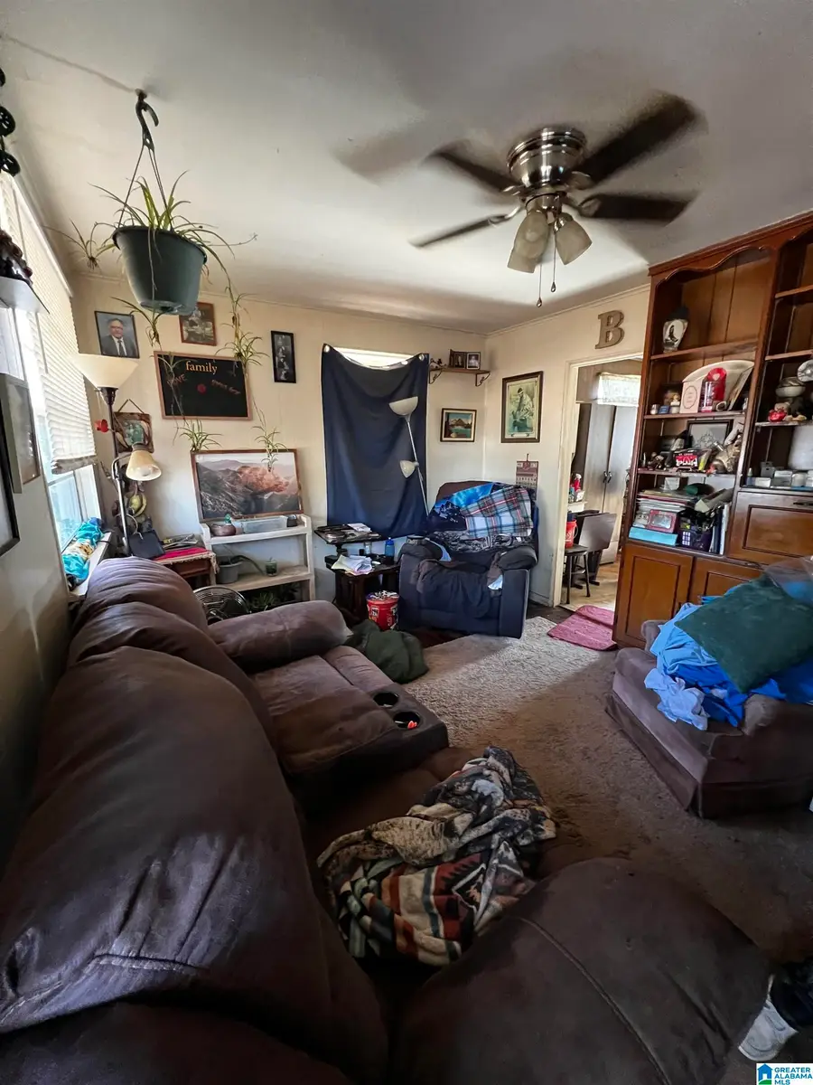 1909 HOKE AVENUE, Tarrant, AL 35217 - Image #2