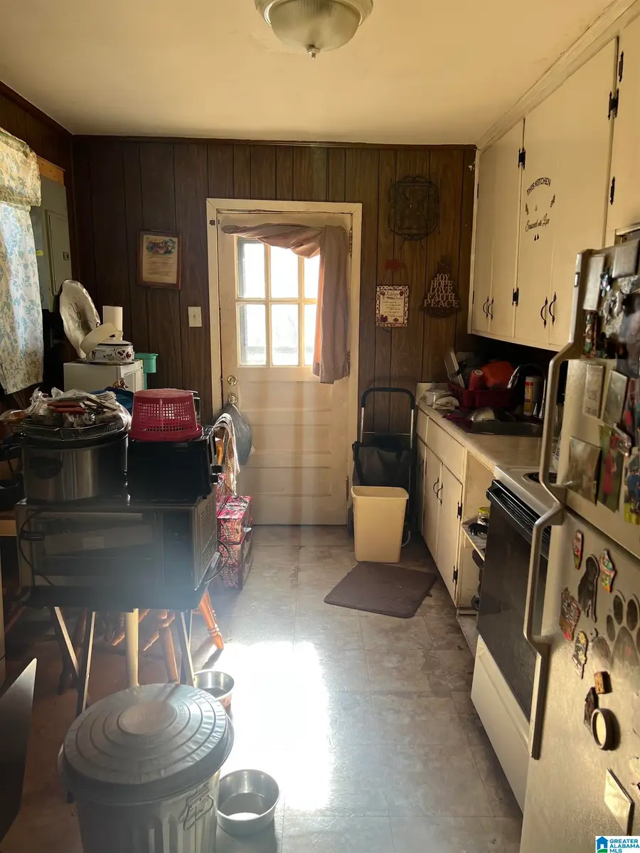 1909 HOKE AVENUE, Tarrant, AL 35217 - Image #3