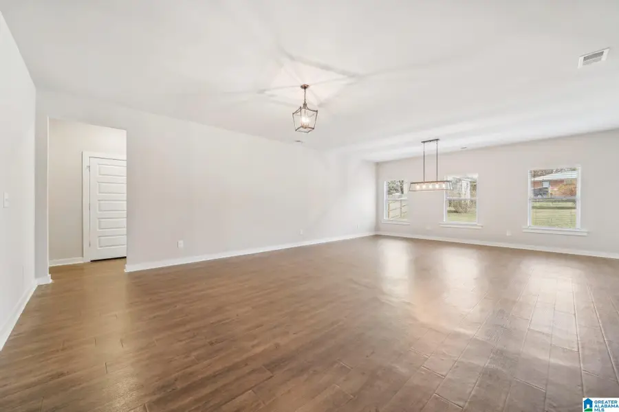 126 WISCONSIN AVENUE, Thorsby, AL 35171 - Image #3