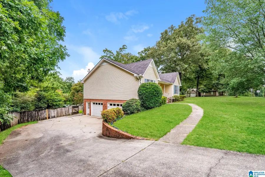 1139 INDEPENDENCE DRIVE, Alabaster, AL 35007 - Image #3