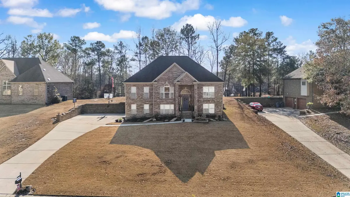 248 LIME CREEK LANE, Chelsea, AL 35043 - Image #1