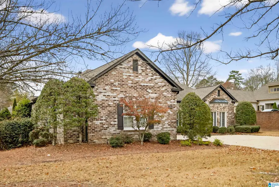 511 SPORRAN PLACE, Vestavia Hills, AL 35242 - Image #3