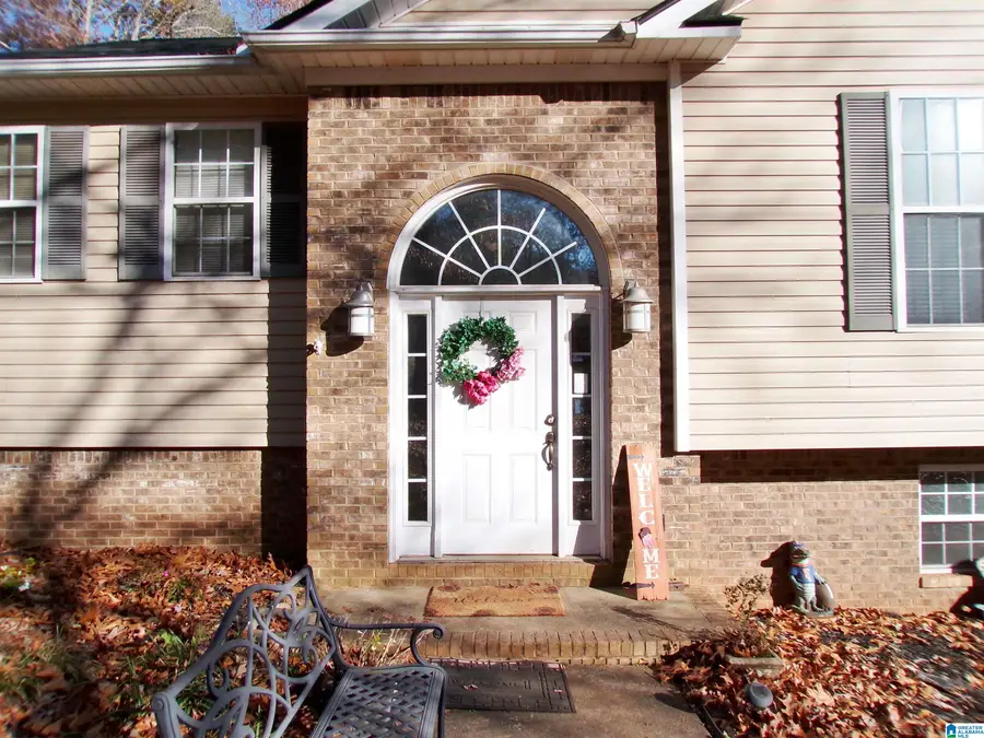 320 HILLSIDE DRIVE, Jacksonville, AL 36265 - Image #2