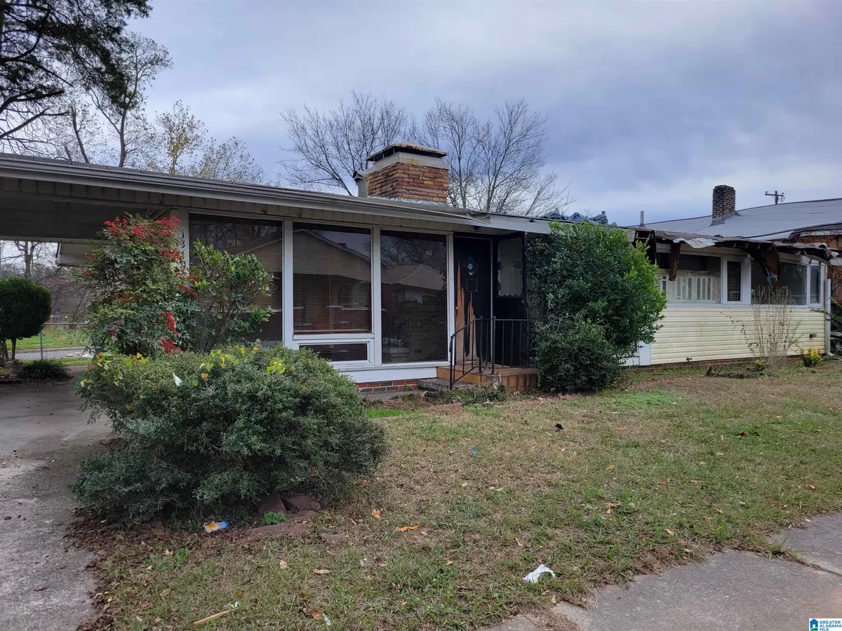 1319 COURT R, Birmingham, AL 35218 - Image #1