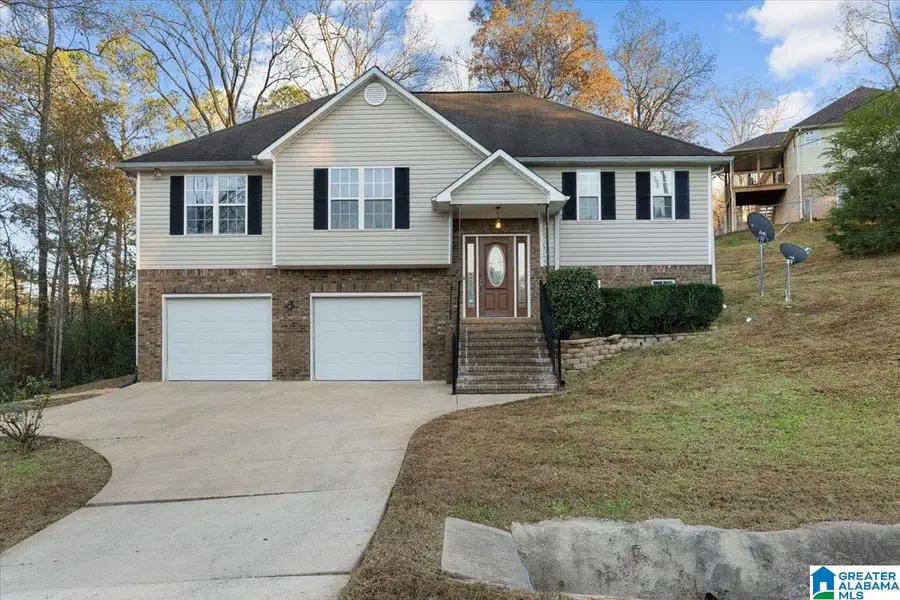 33 OAK BROOK CIRCLE, Cleveland, AL 35049 - Image #2