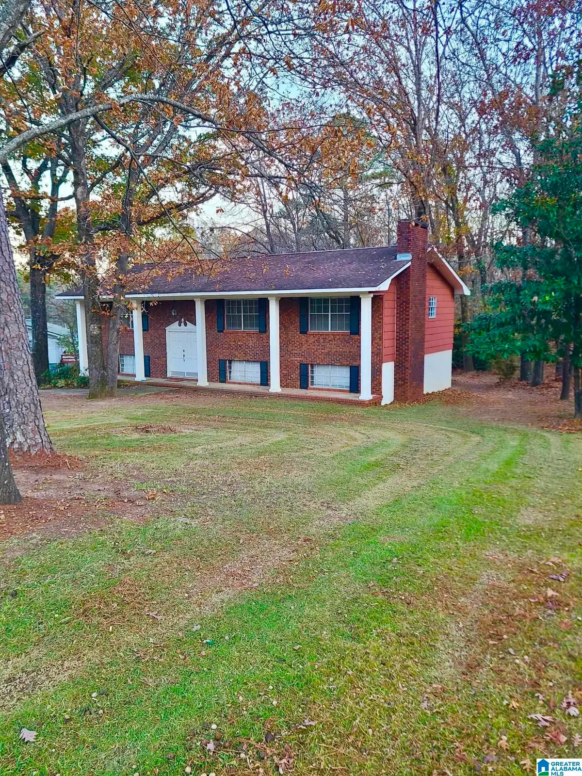 383 CENTER POINT ROAD, Sylacauga, AL 35151 - Image #1