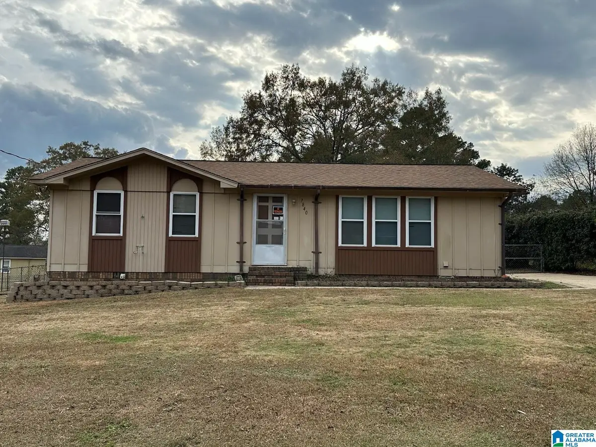 7840 ROBBINS CIRCLE, Dora, AL 35062 - Image #1