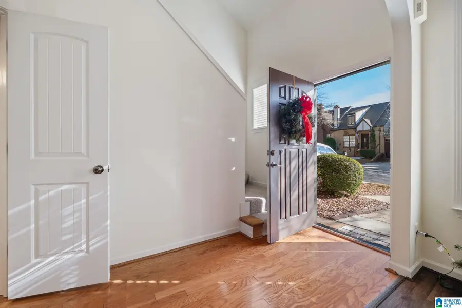 2212 RIDGEMONT DRIVE, Birmingham, AL 35244 - Image #2