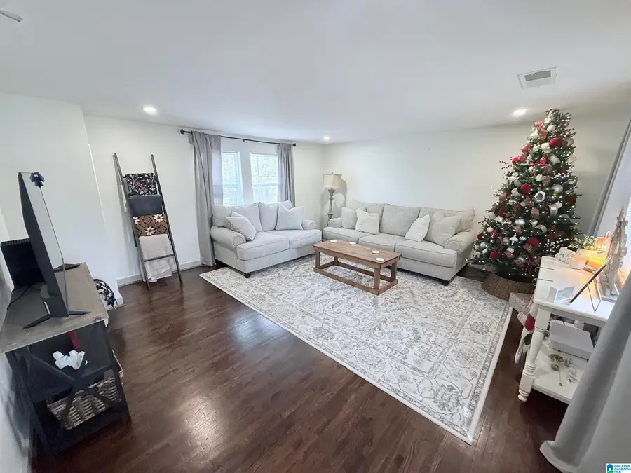 900 ABSHER STREET, Gardendale, AL 35071 - Image #2