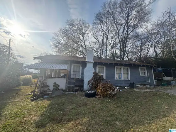 2060 E LAKE BOULEVARD, Tarrant, AL 35217