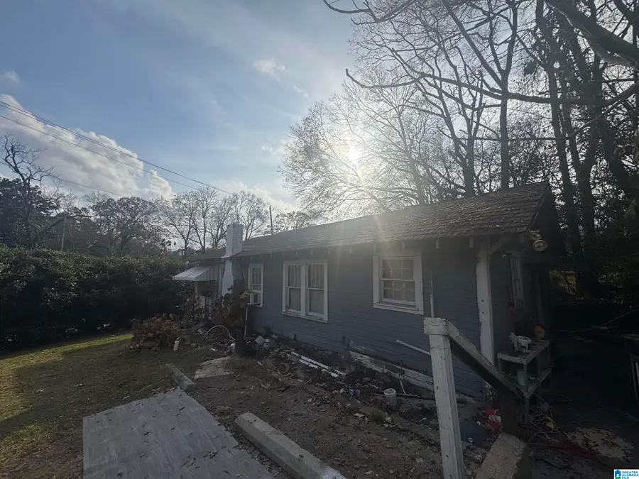 2060 E LAKE BOULEVARD, Tarrant, AL 35217 - Image #2