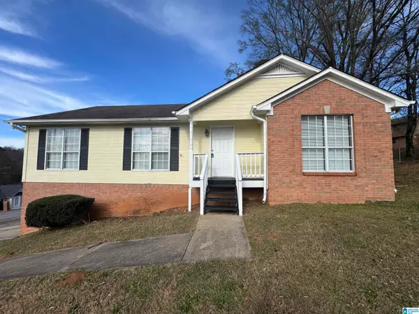 1873 PEBBLE LAKE DRIVE, Birmingham, AL 35235