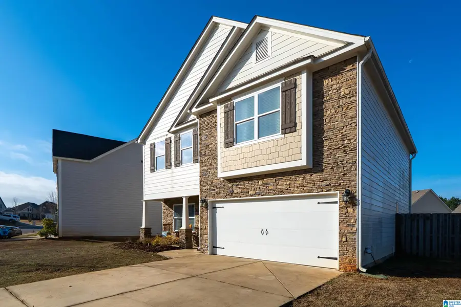 1061 MEDINAH DRIVE, Calera, AL 35040 - Image #2