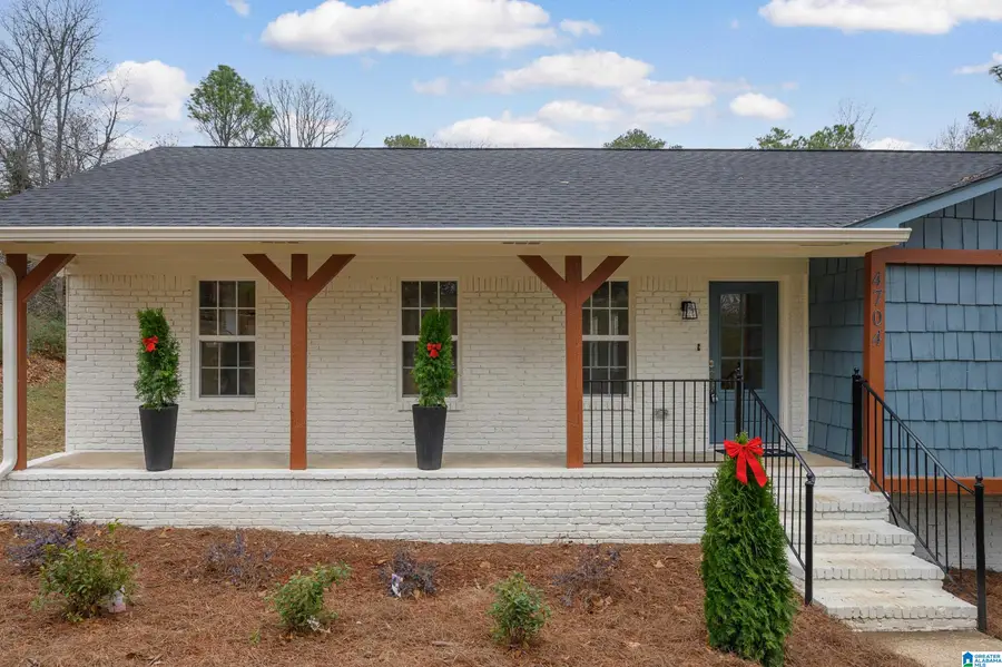 4704 CHIPPEWA LANE, Pelham, AL 35124 - Image #3