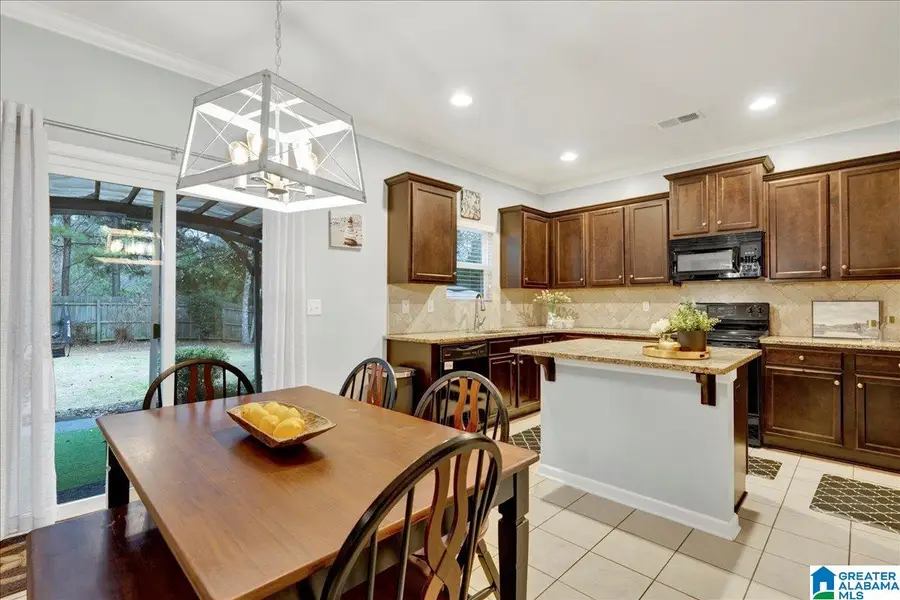 519 GLEN CROSS COVE, Trussville, AL 35173 - Image #2