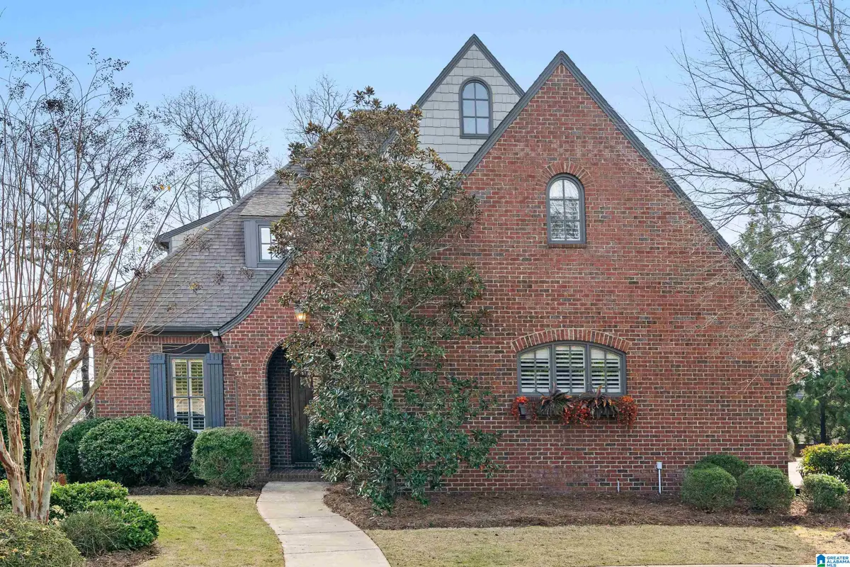 2230 OVERLOOK CREST, Vestavia Hills, AL 35226 - Image #1