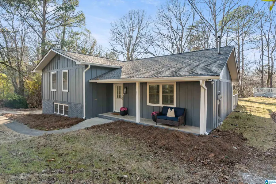 2562 COMANCHE DRIVE, Birmingham, AL 35244 - Image #2