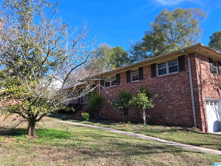 2841 VESTAVIA FOREST PLACE, Vestavia Hills, AL 35216 - Image #2