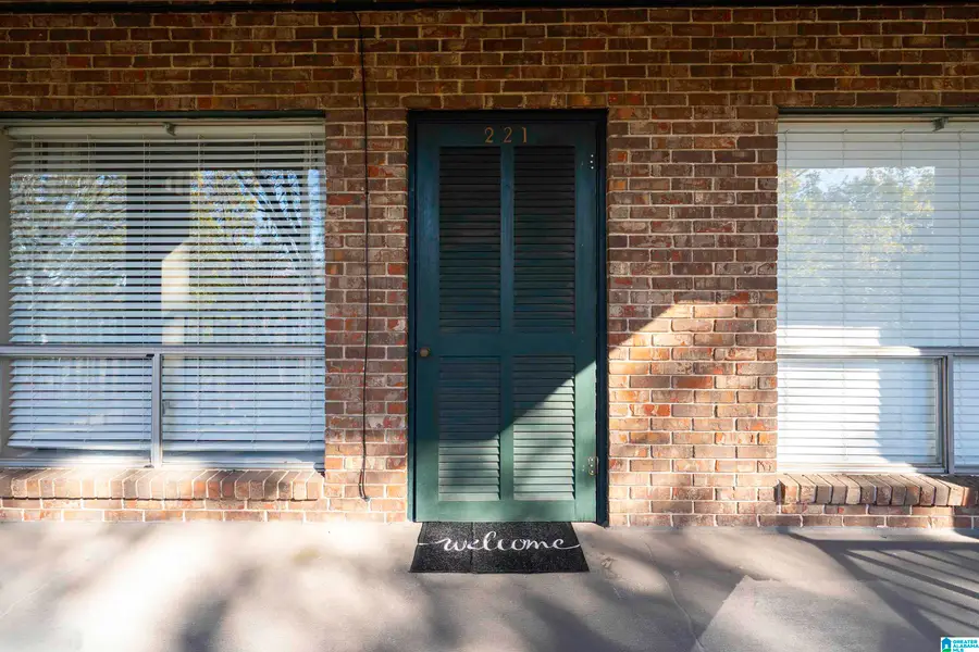 57 HANOVER CIRCLE, Birmingham, AL 35205 - Image #3