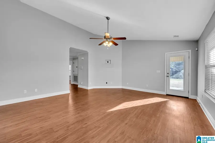 925 CLOVER AVENUE, Odenville, AL 35120 - Image #2