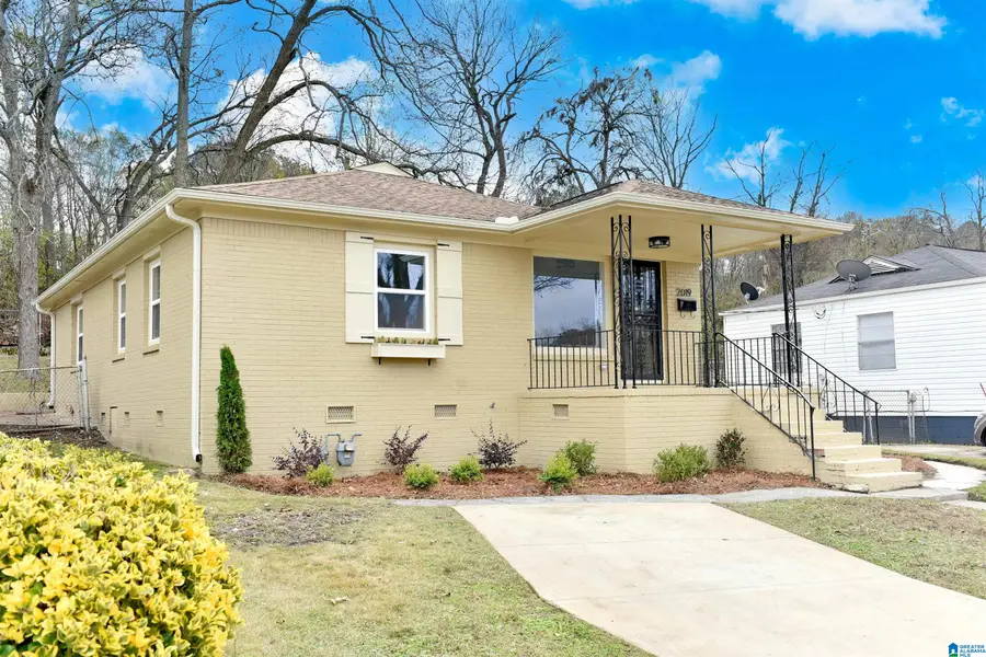 2019 HOLLINS DRIVE, Birmingham, AL 35205 - Image #3