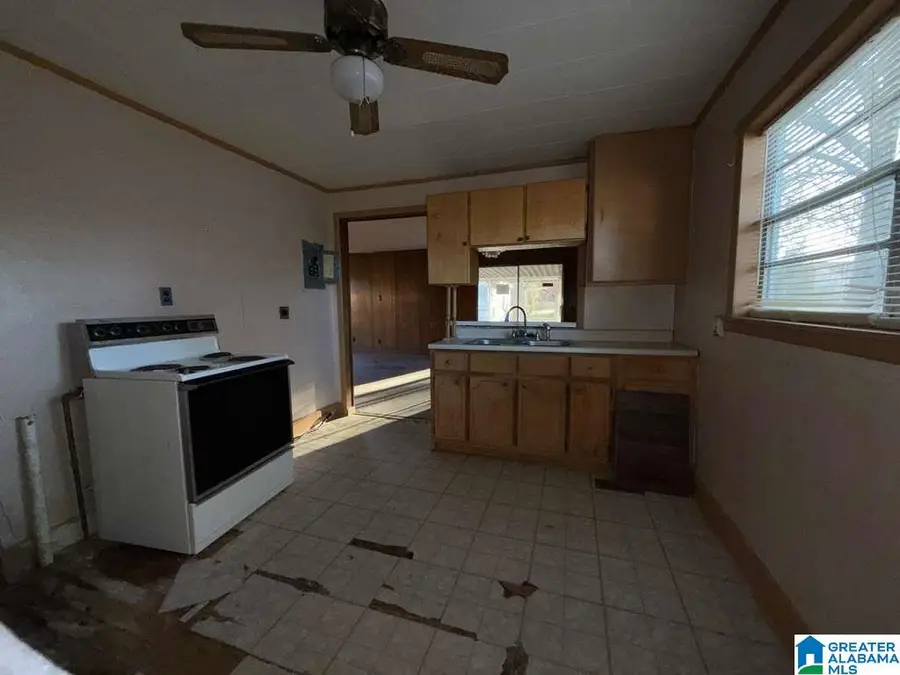 426 11TH STREET S, Bessemer, AL 35020 - Image #3