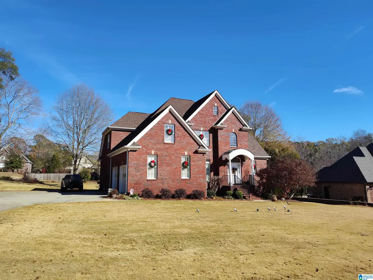 20 BONNIE BLUE CIRCLE, Sylacauga, AL 35150 - Image #1