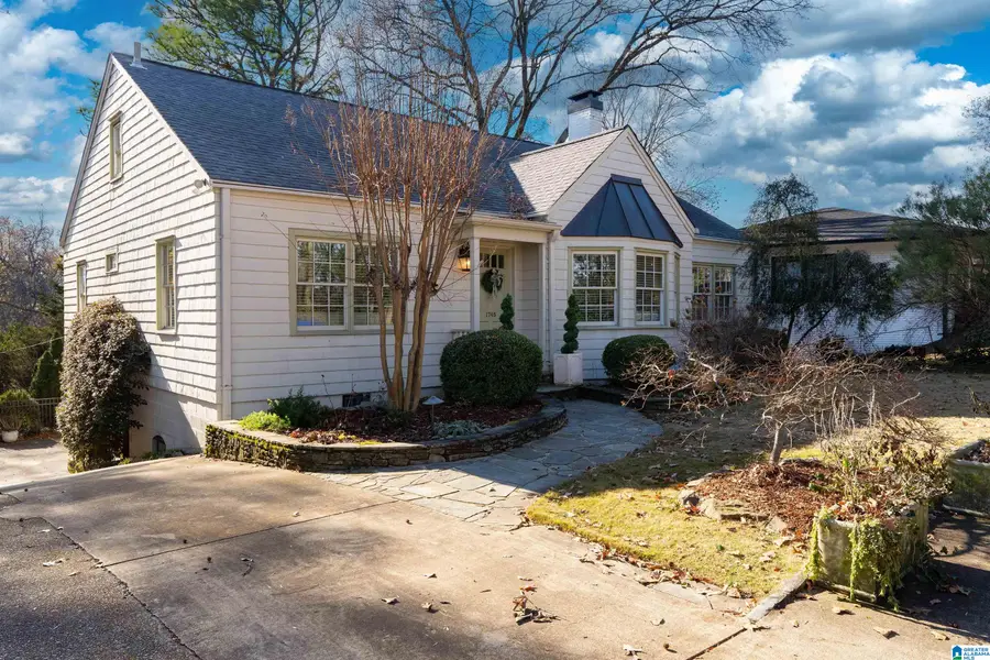 1745 WELLINGTON ROAD, Homewood, AL 35209 - Image #3