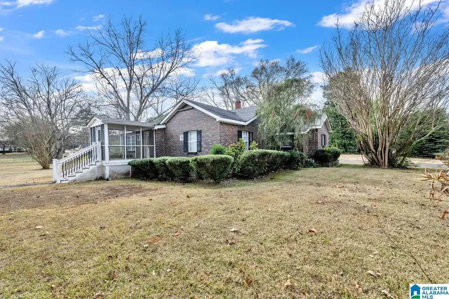 72 2ND STREET NW, Graysville, AL 35073 - Image #3