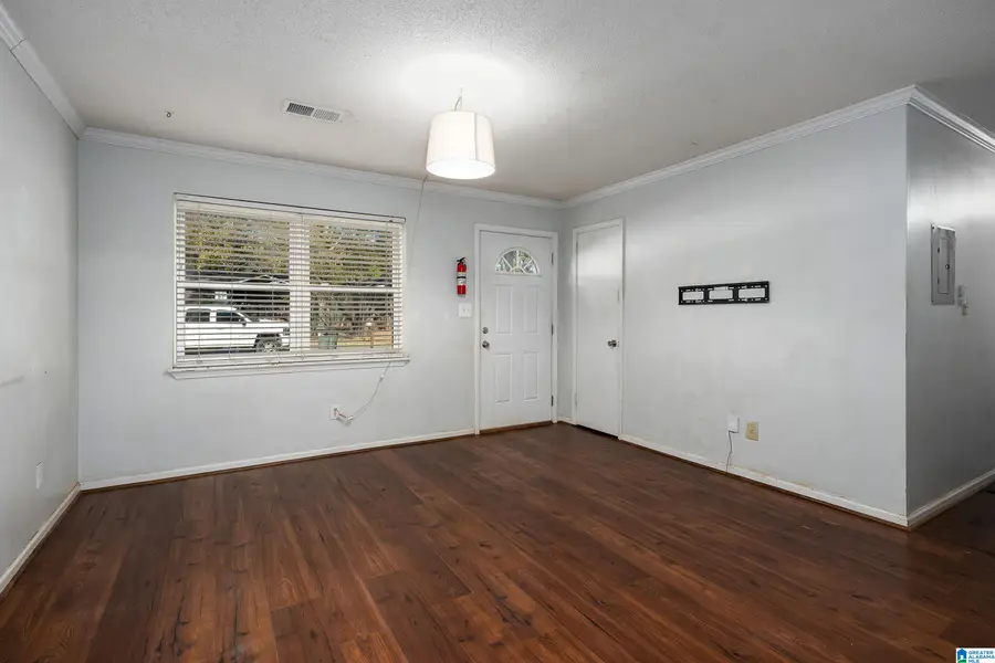 1321 25TH AVENUE N, Hueytown, AL 35023 - Image #3