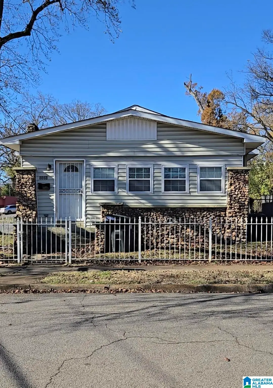 5520 COURT J, Birmingham, AL 35208 - Image #1