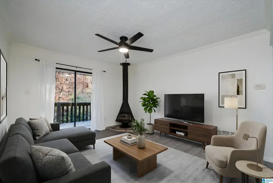 1308 WOODLAND VILLAGE, Homewood, AL 35216 - Image #2