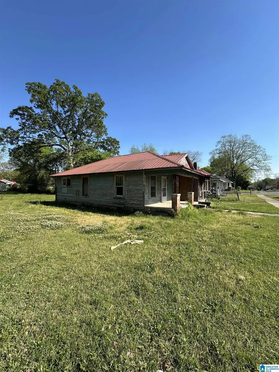 2105 MOORE AVENUE, Anniston, AL 36201 - #2