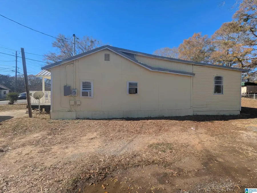 517 HOWARD STREET, Talladega, AL 35160 - #2