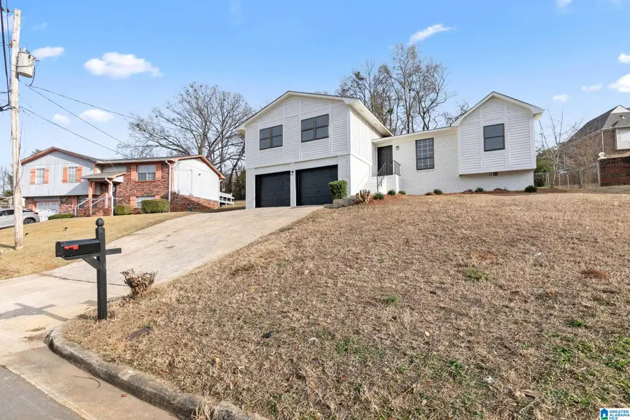 13 ROYAL COACH CIRCLE, Bessemer, AL 35022 - Image #2