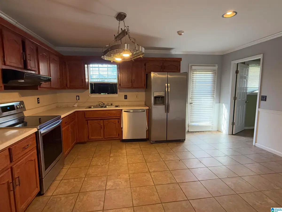 981 GLENN CHAPEL ROAD, Gardendale, AL 35071 - Image #1