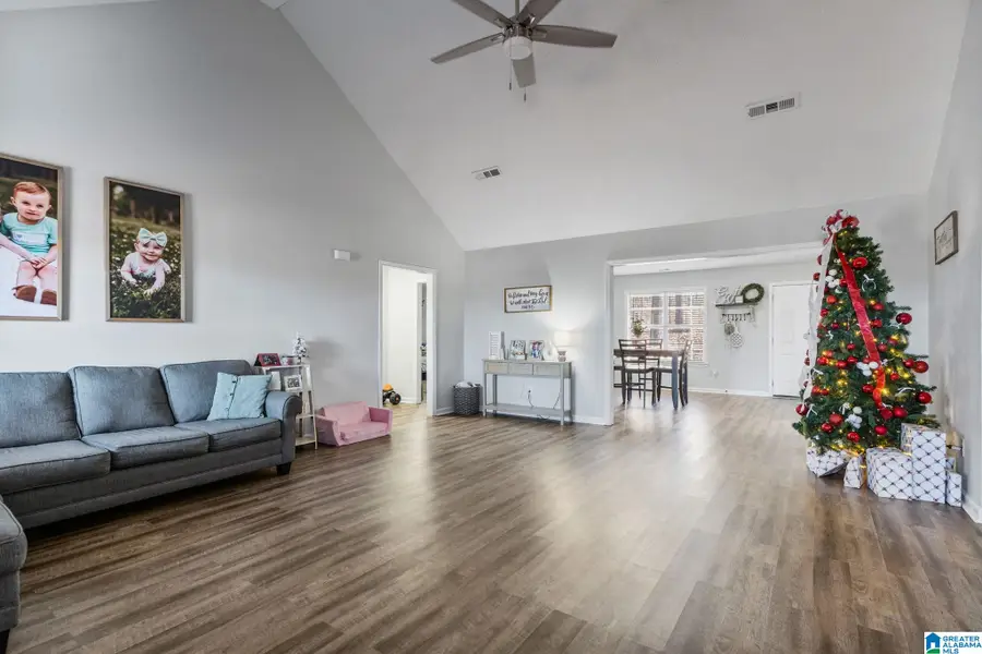 70 S DAKOTA AVENUE, Thorsby, AL 35171 - Image #2