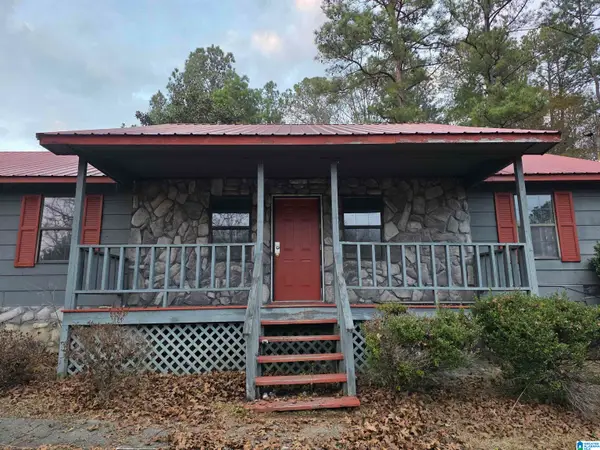 217 DAVIS STREET, Talladega, AL 35160