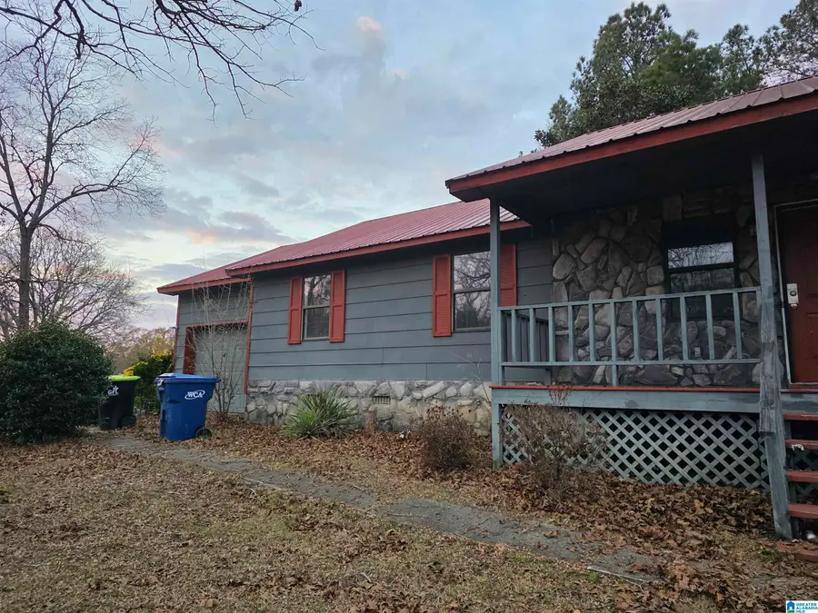 217 DAVIS STREET, Talladega, AL 35160 - Image #2