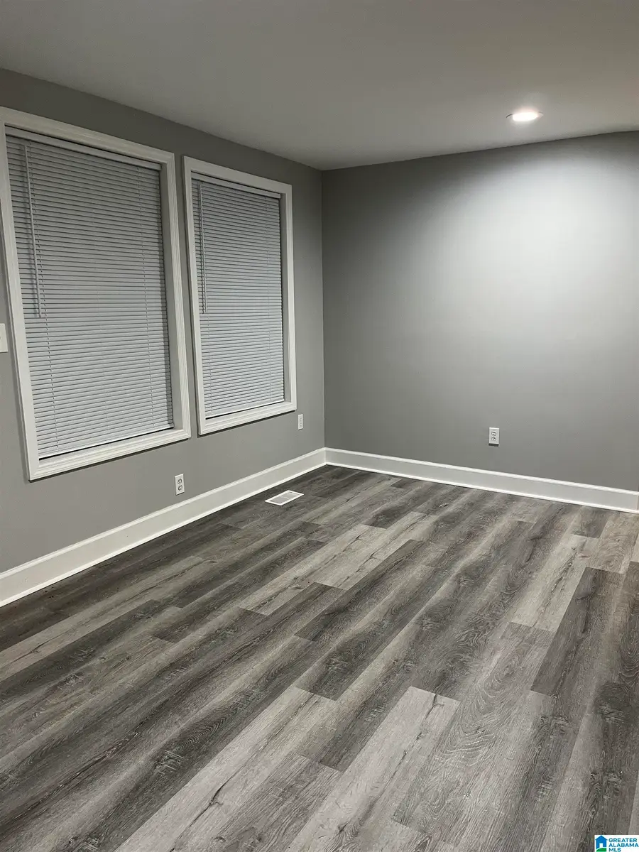 1367 17TH WAY SW, Birmingham, AL 35211 - Image #3