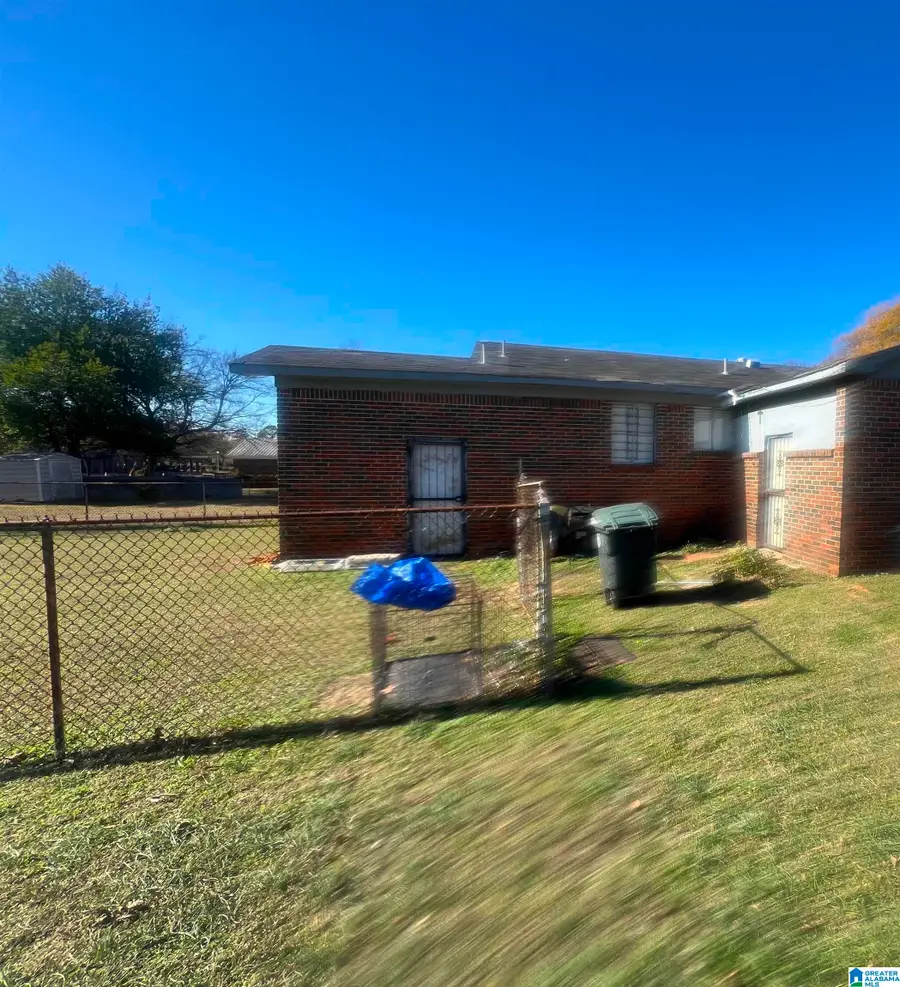 301 10TH AVENUE SW, Birmingham, AL 35233 - Image #2