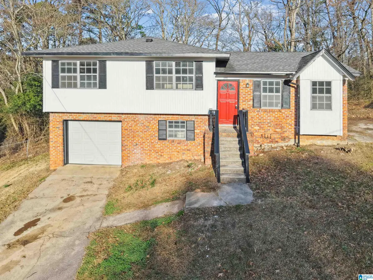 348 17TH AVENUE NW, Center Point, AL 35215 - Image #1