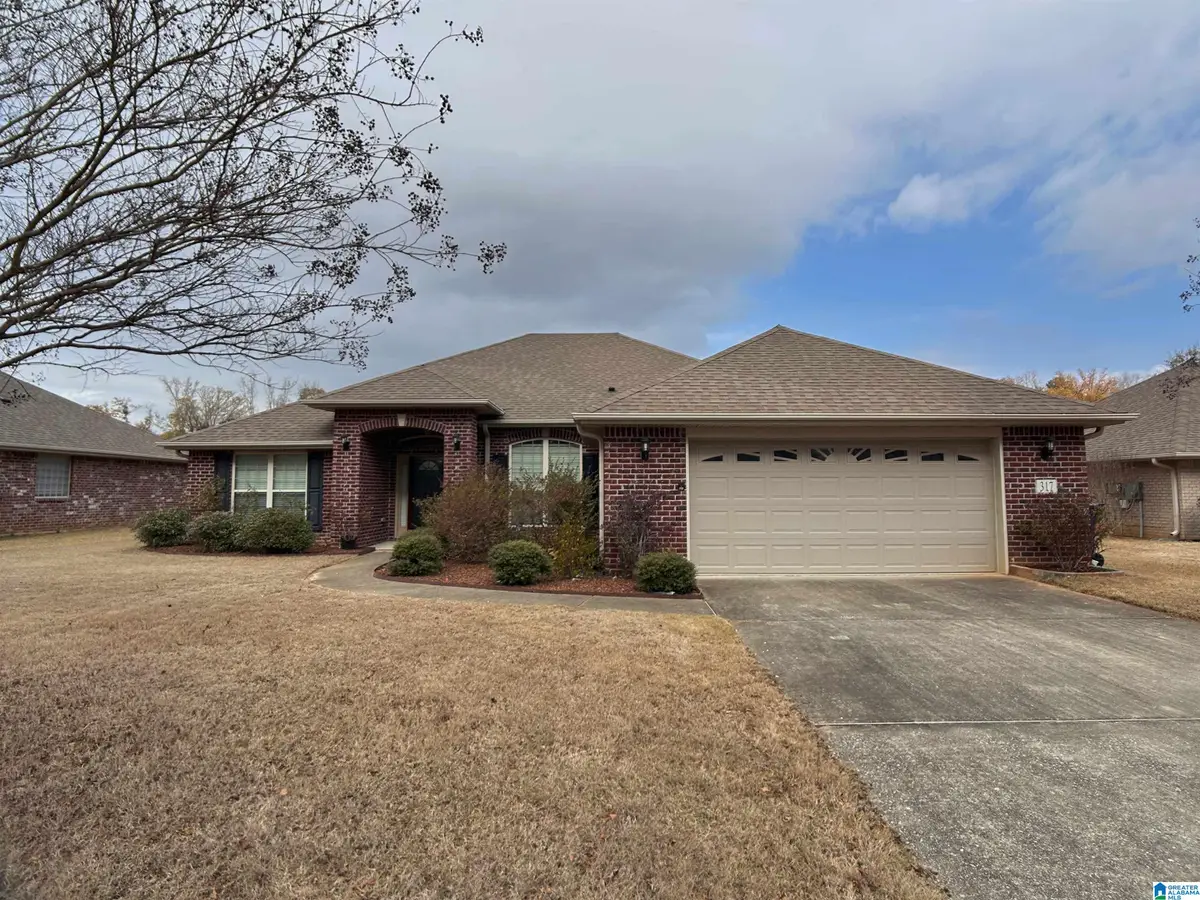 317 GOLDEN MEADOWS PLACE, Alabaster, AL 35007 - Image #1