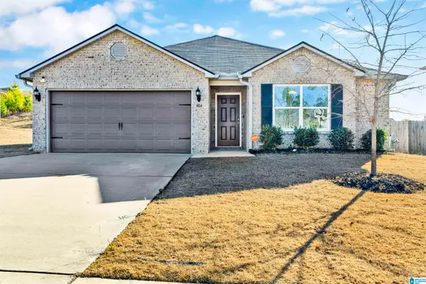 404 CLEAR CREEK LANE, Calera, AL 35040
