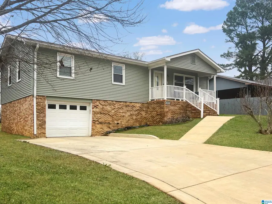1527 LINDSEY DRIVE SW, Cullman, AL 35055 - #3