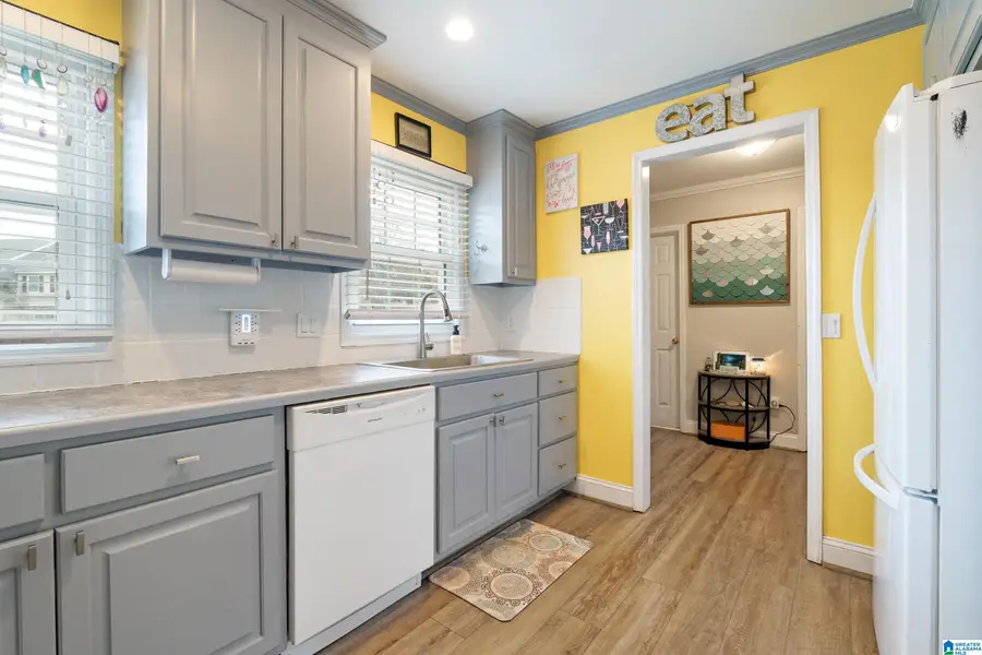 759 CAHABA MANOR TRAIL, Pelham, AL 35124 - Image #3