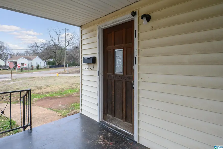 200 WOODWARD DRIVE, Hueytown, AL 35023 - Image #2