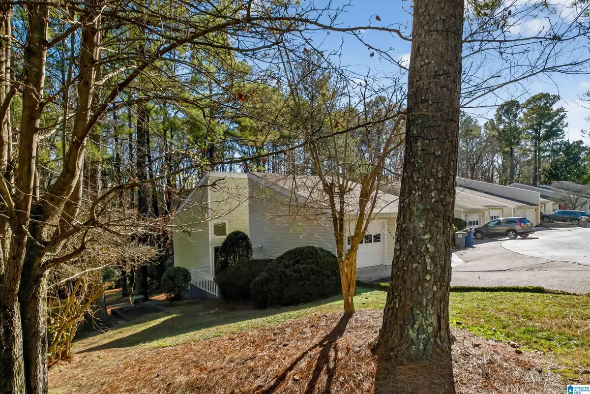 1050 IVY HILLS CIRCLE, Hoover, AL 35216 - Image #1